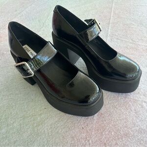Steve Madden Mary Jane Platform Heels